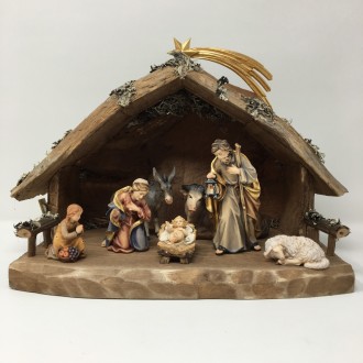 Rainell nativity scene with hut 11