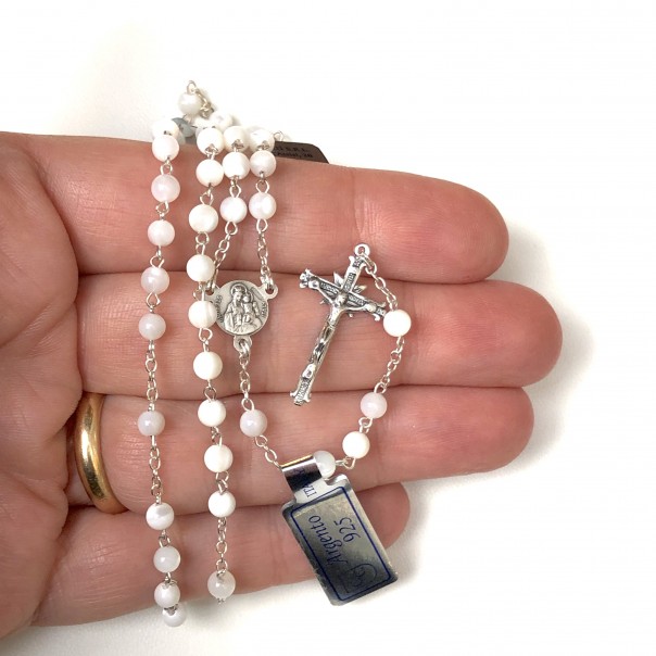 Small rosary in silver and mother of pearl