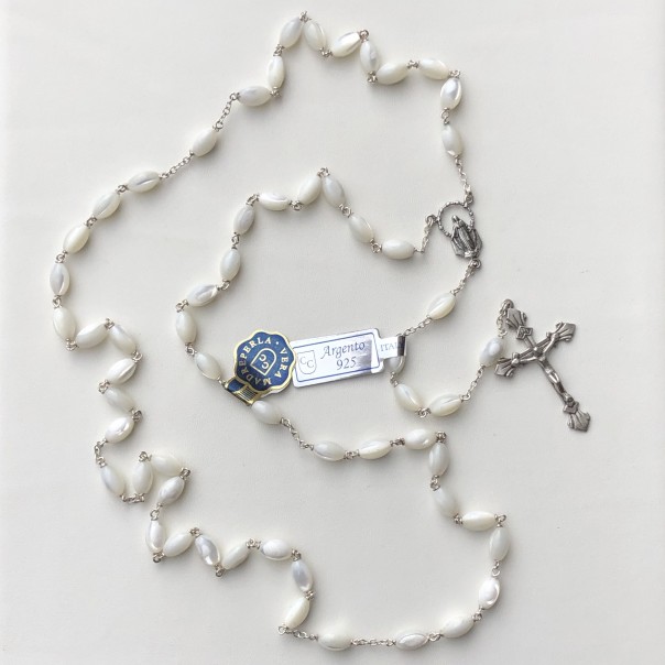 Rosary in silver and oval mother of pearl