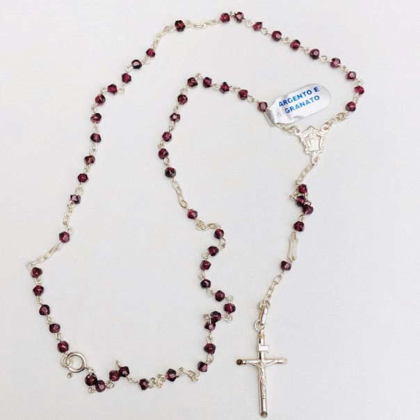 Rosary in silver and small faceted garnet