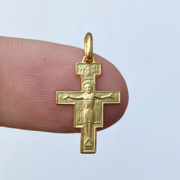 Cross of San Damiano in gold