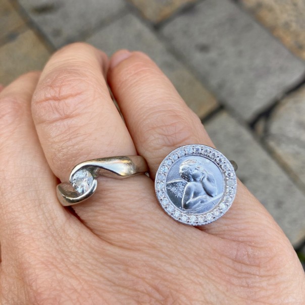 Angel ring with cubic zirconia silver