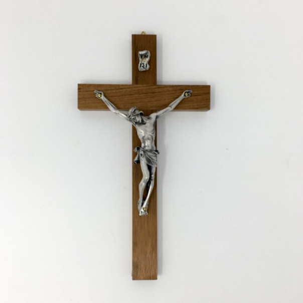 Traditional crucifix 20