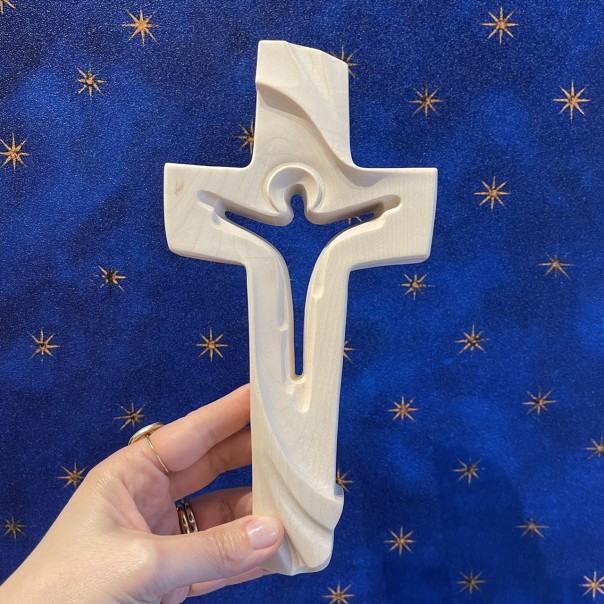 Risen Crucifix natural environment