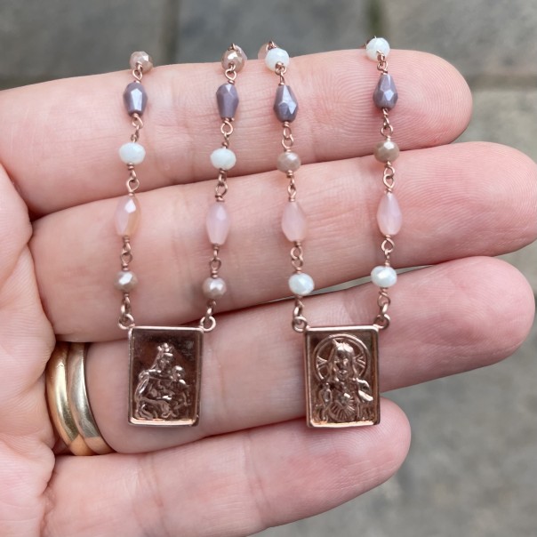 Oblong sapphire scapular