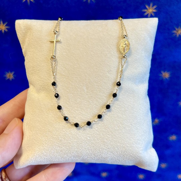 Round-neck rosary in gilded silver with black crystals