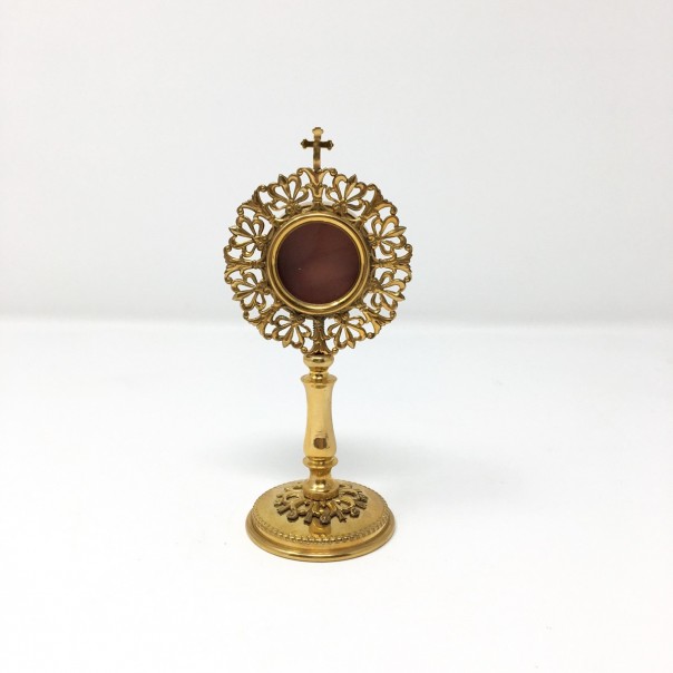 Small reliquary with aura
