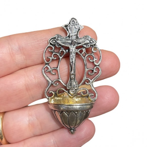 Holy water font in 800 silver crucifix