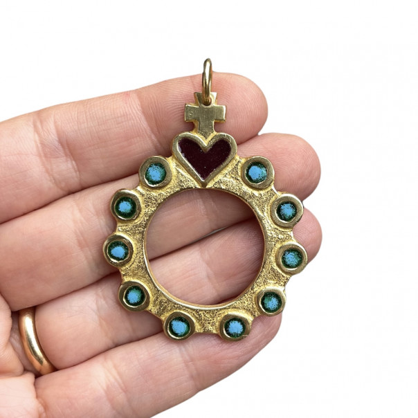 Ten rosary heart