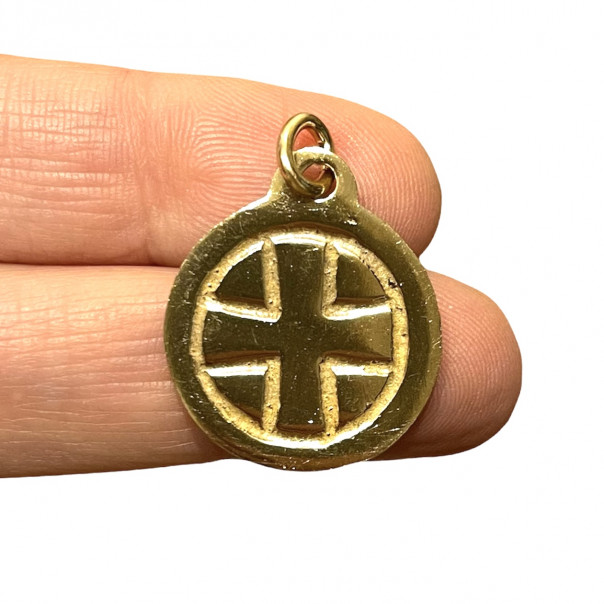 Lookenbooth round pendant