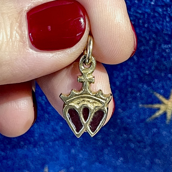 Lookenbooth small pendant