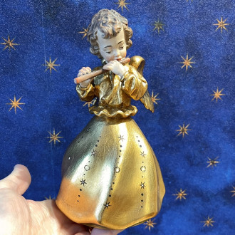 Angel with flute 2