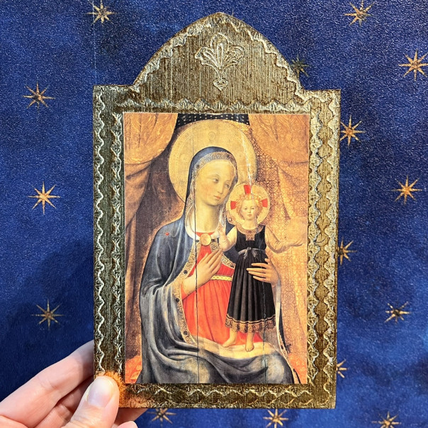Shaped gold leaf panel with Madonna beato Angelico tip