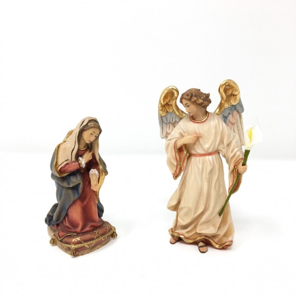 Annunciation statue in wood