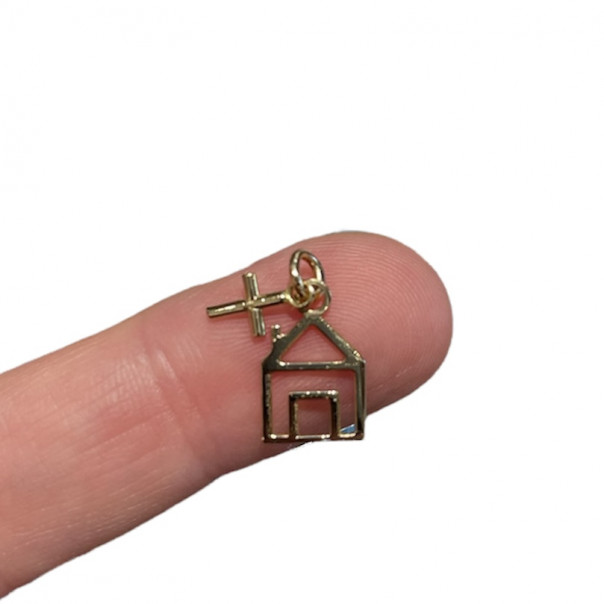 "The living house" pendant in 18k gold