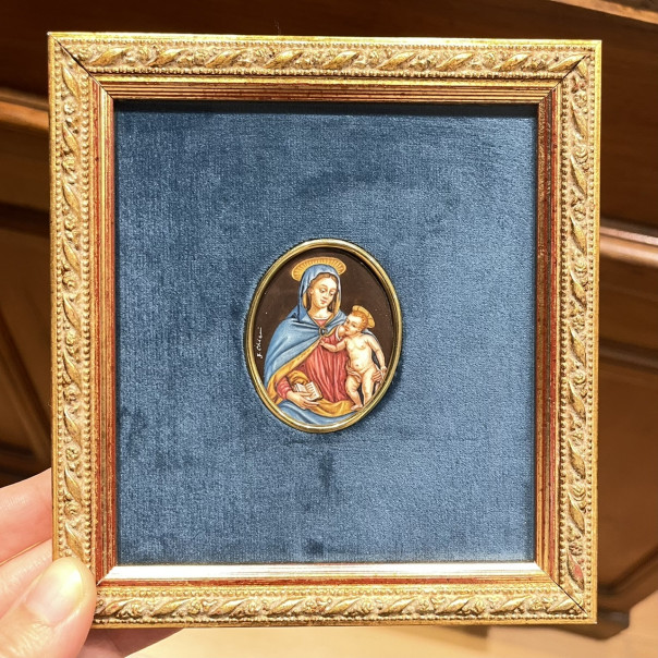 Miniatura su lastra di avorio Madonna dell'aiuto