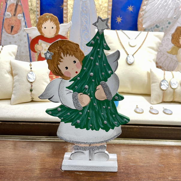 Angel cherubs Cristina with Christmas tree