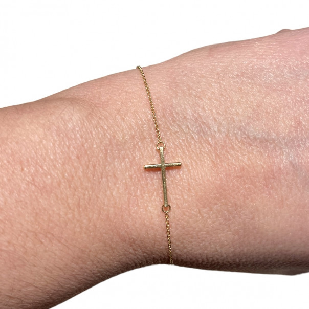 Cross bracelet in 18-karat gold