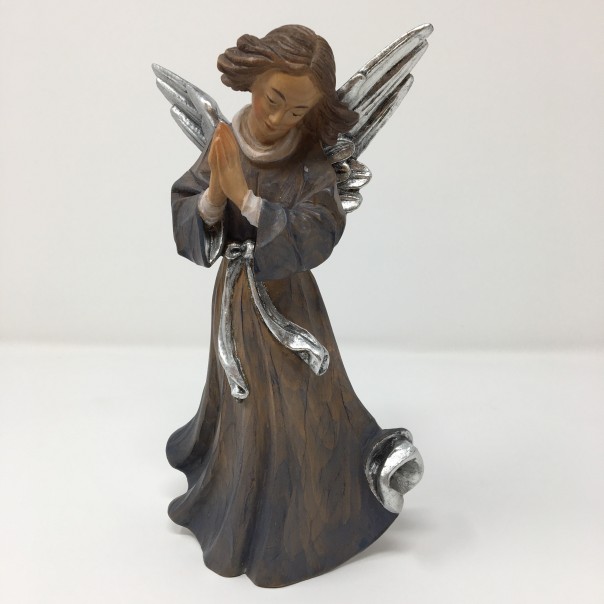 Big classic angel with clasped hands
