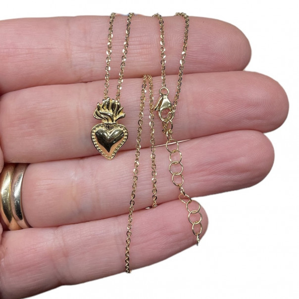 Necklace Sacred Treasure