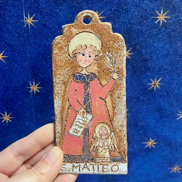 San Matteo, santino in gres da appendere.