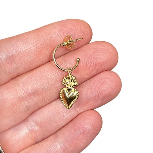 18 kt gold Sacred Heart earrings