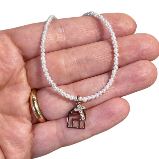 Living house pearl necklace