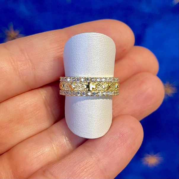 Rosary band ring with golden zircons