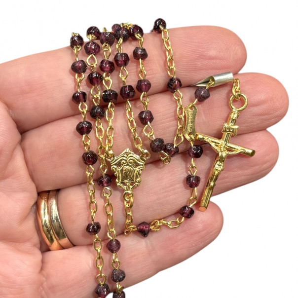 Small faceted garnet and gilded silver rosary