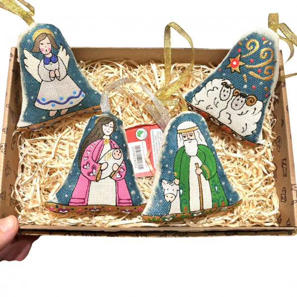 Presepe da appendere in stoffa fatto in ucraina
