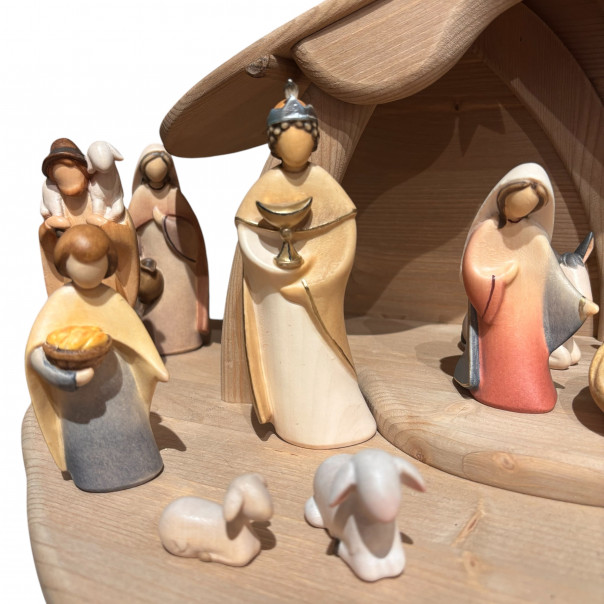 Leonardo Nativity Scene complete with...