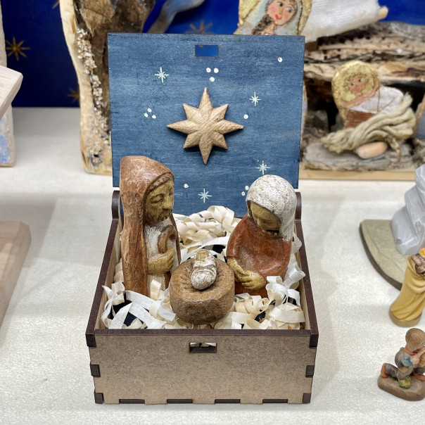 Nativity in Behtlehem atelier box, collectible nativity scenes