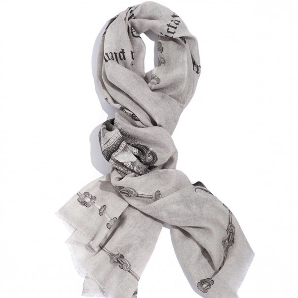 Ave Maria cashmere scarf in Latin