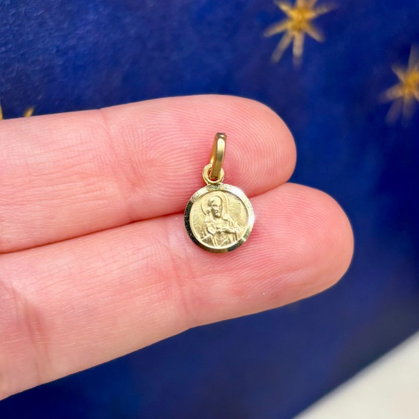 Scapular medal of Carmel in gold...