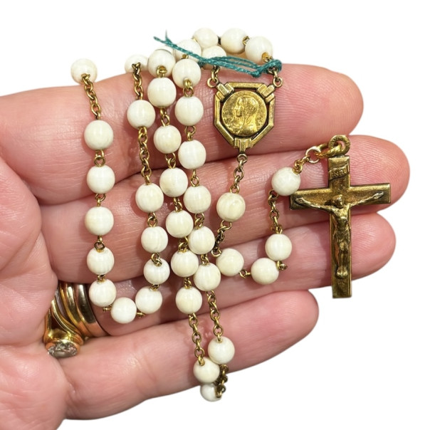 Rosario in argento dorato e avorio