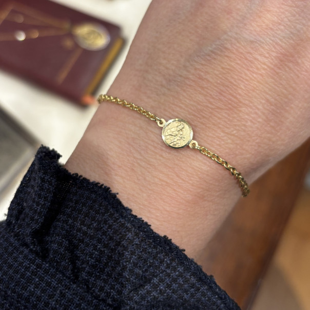 Scapular Bracelet in gold-plated silver