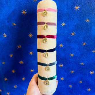 I hold you by the hand blue... 2