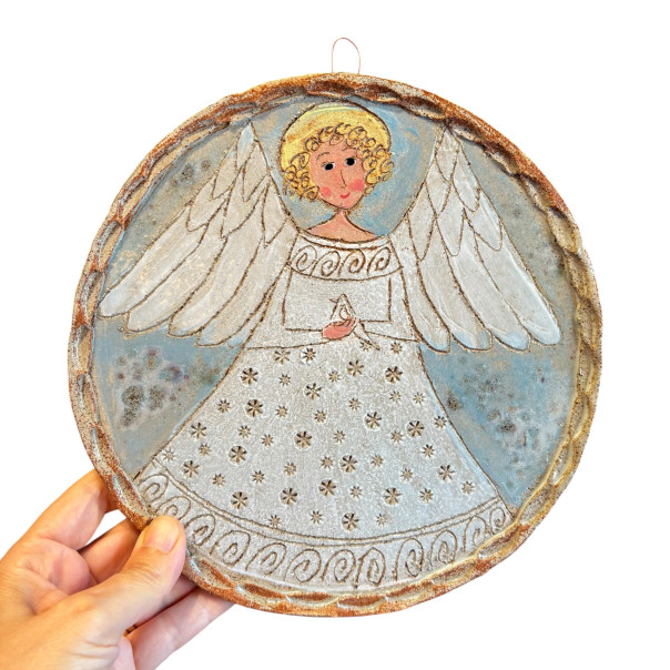 Round angel to hang