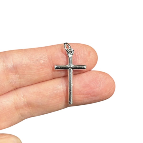 Smooth cross pendant